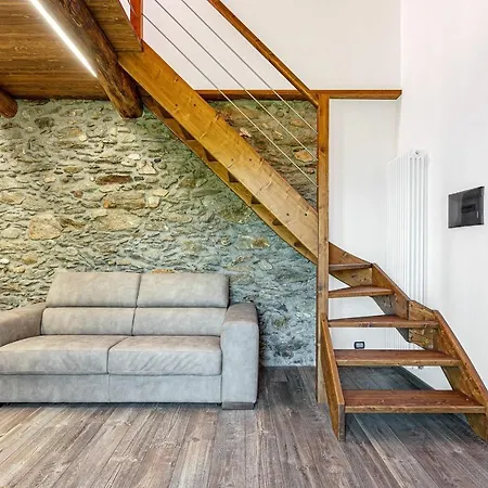 Suits By Halldis Feriehus *