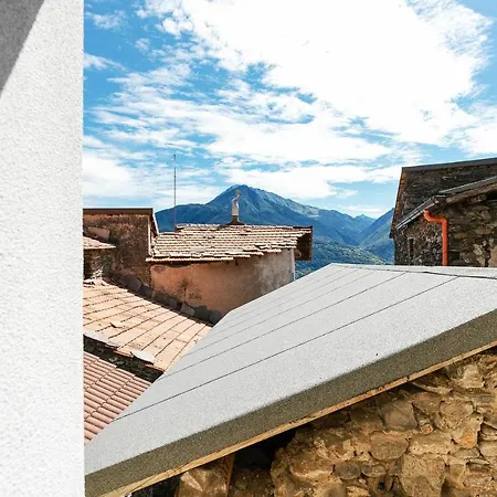 Suits By Halldis Feriehus Cremia