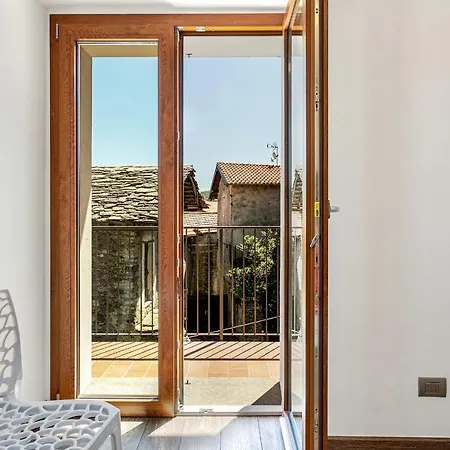 Suits By Halldis Сasa de vacaciones Cremia