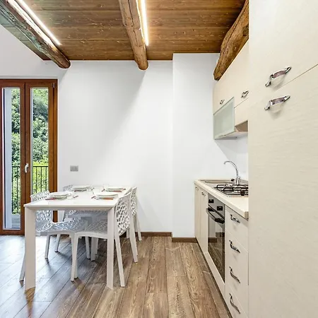 Suits By Halldis Holiday home