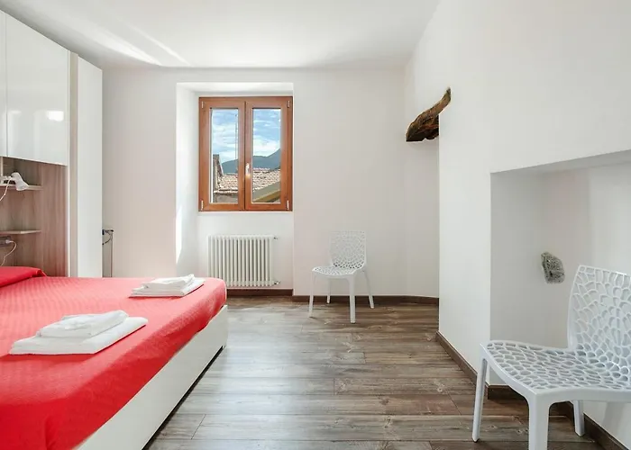 Suits By Halldis Cremia